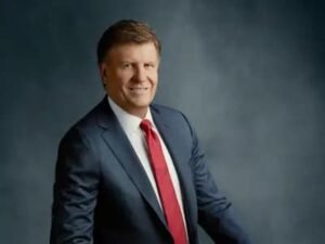 Read more about the article Who is Joe Kernen? Age, Height, CNBC, Wife, Family, Salary and Net Worth