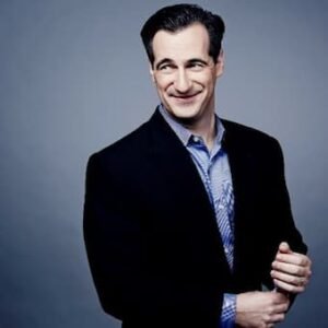 Read more about the article Who is Carl Azuz? CNN 10, Age, Height, Family, Wife, Salary and Net Worth