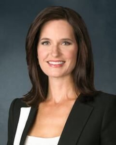 Read more about the article Who is Contessa Brewer? CNBC, Age, Height, Family, Husband, Salary and Net Worth