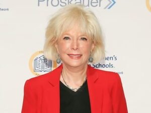 Read more about the article Who is Lesley Stahl? CBS, Age, Height, Family, Spouse, Salary and Net Worth